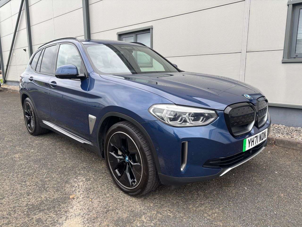 A 2021 BMW IX3 80kWh Premier Edition Pro SUV 5dr Electric Auto (286 ps) HARMON KARDON SOUN A 2021 BMW IX3 80kWh Premier Edition Pro SUV 5dr Electric Auto (286 ps) HARMON KARDON SOUN