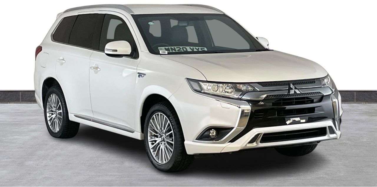 A 2020 MITSUBISHI OUTLANDER 2.4h TwinMotor 13.8kWh Dynamic SUV 5dr Petrol Plug-in Hybrid CVT 4WD Euro 6 A 2020 MITSUBISHI OUTLANDER 2.4h TwinMotor 13.8kWh Dynamic SUV 5dr Petrol Plug-in Hybrid CVT 4WD Euro 6