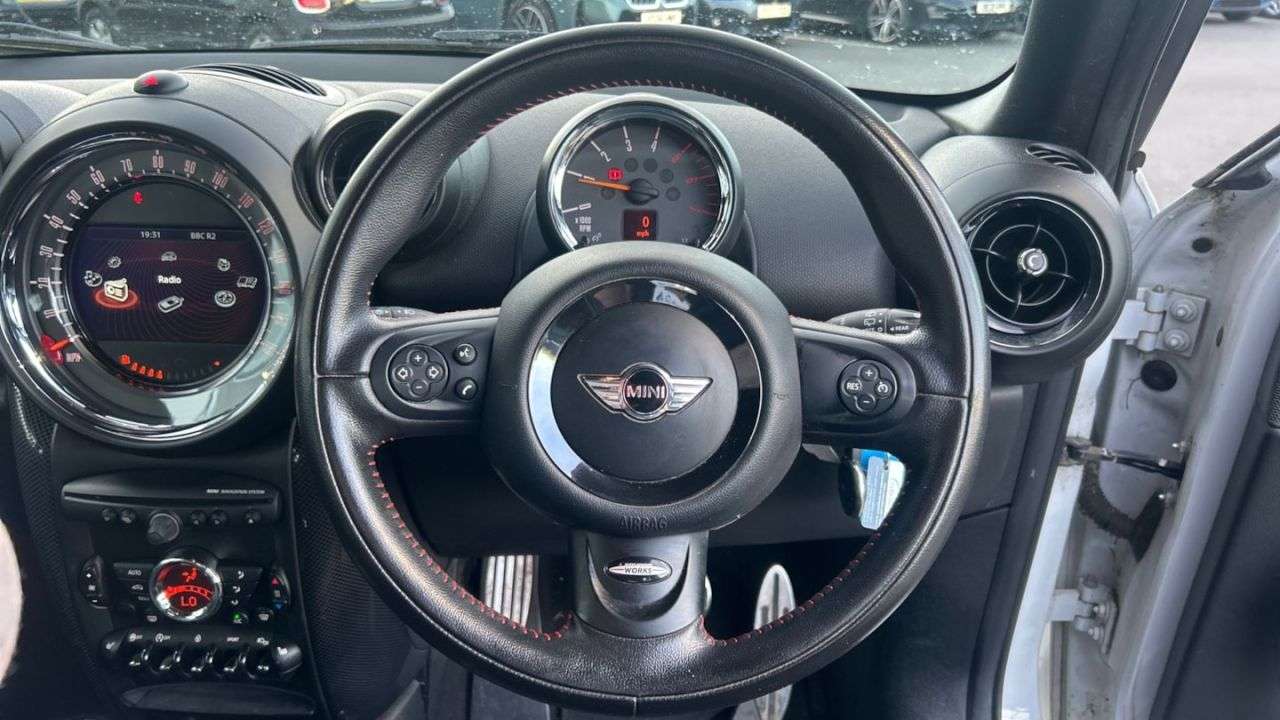 A 2015 MINI COUNTRYMAN 2.0 Cooper SD SUV 5dr Diesel Manual Euro 5 (s/s) (143 ps) FULL LEATHER HEAT A 2015 MINI COUNTRYMAN 2.0 Cooper SD SUV 5dr Diesel Manual Euro 5 (s/s) (143 ps) FULL LEATHER HEAT