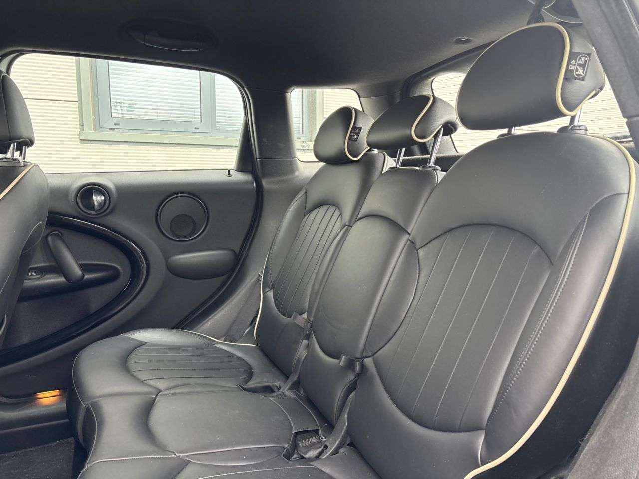 2015 MINI COUNTRYMAN 2015 MINI COUNTRYMAN