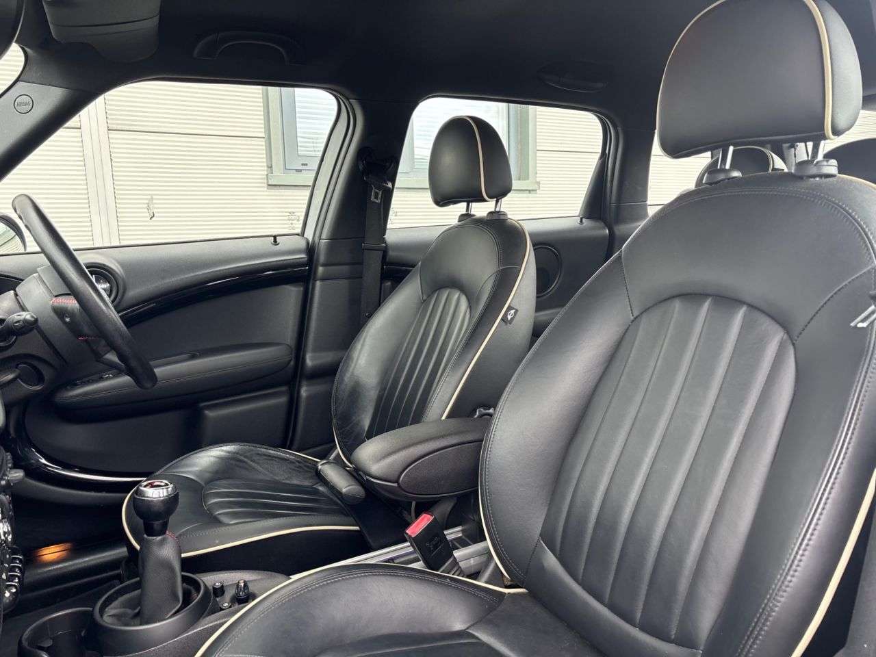 2015 MINI COUNTRYMAN 2015 MINI COUNTRYMAN