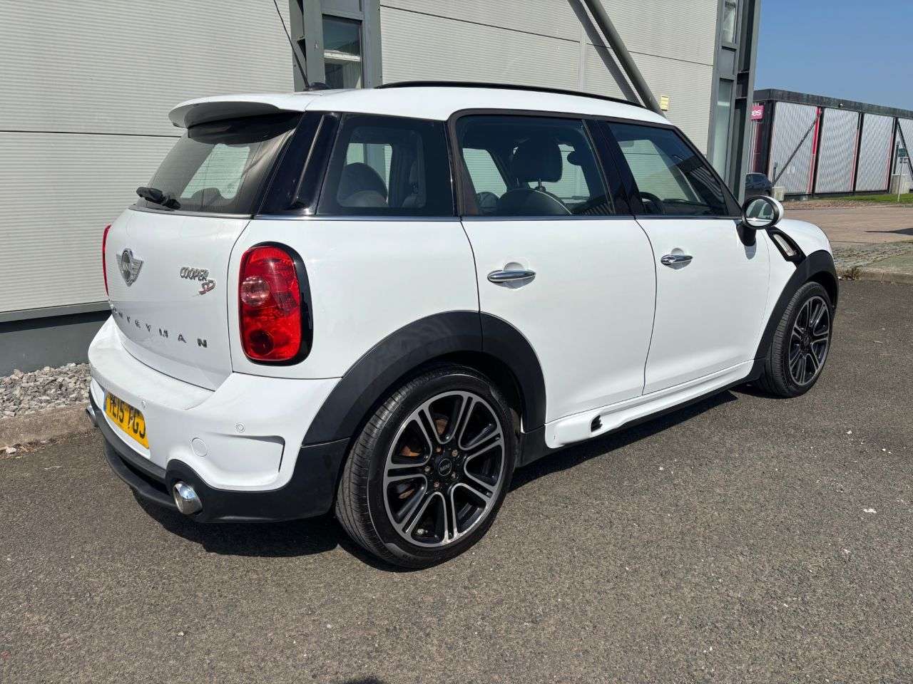 2015 MINI COUNTRYMAN 2015 MINI COUNTRYMAN
