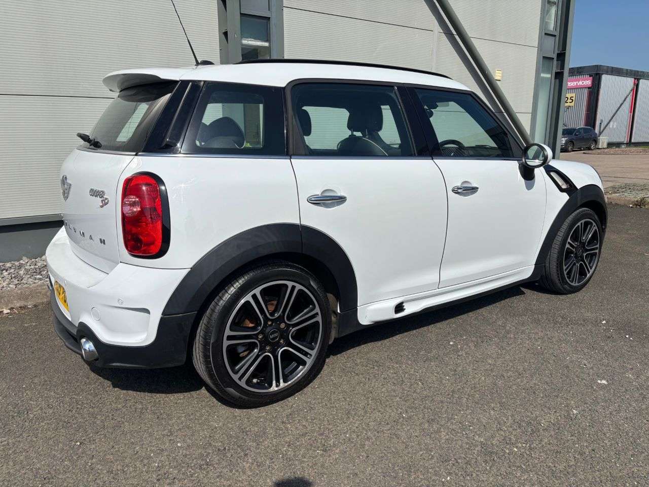 2015 MINI COUNTRYMAN 2015 MINI COUNTRYMAN