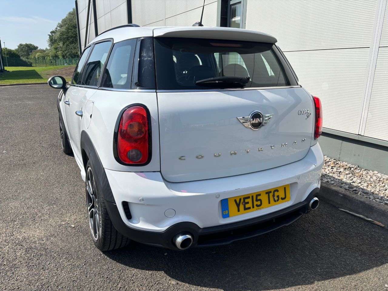 2015 MINI COUNTRYMAN 2015 MINI COUNTRYMAN