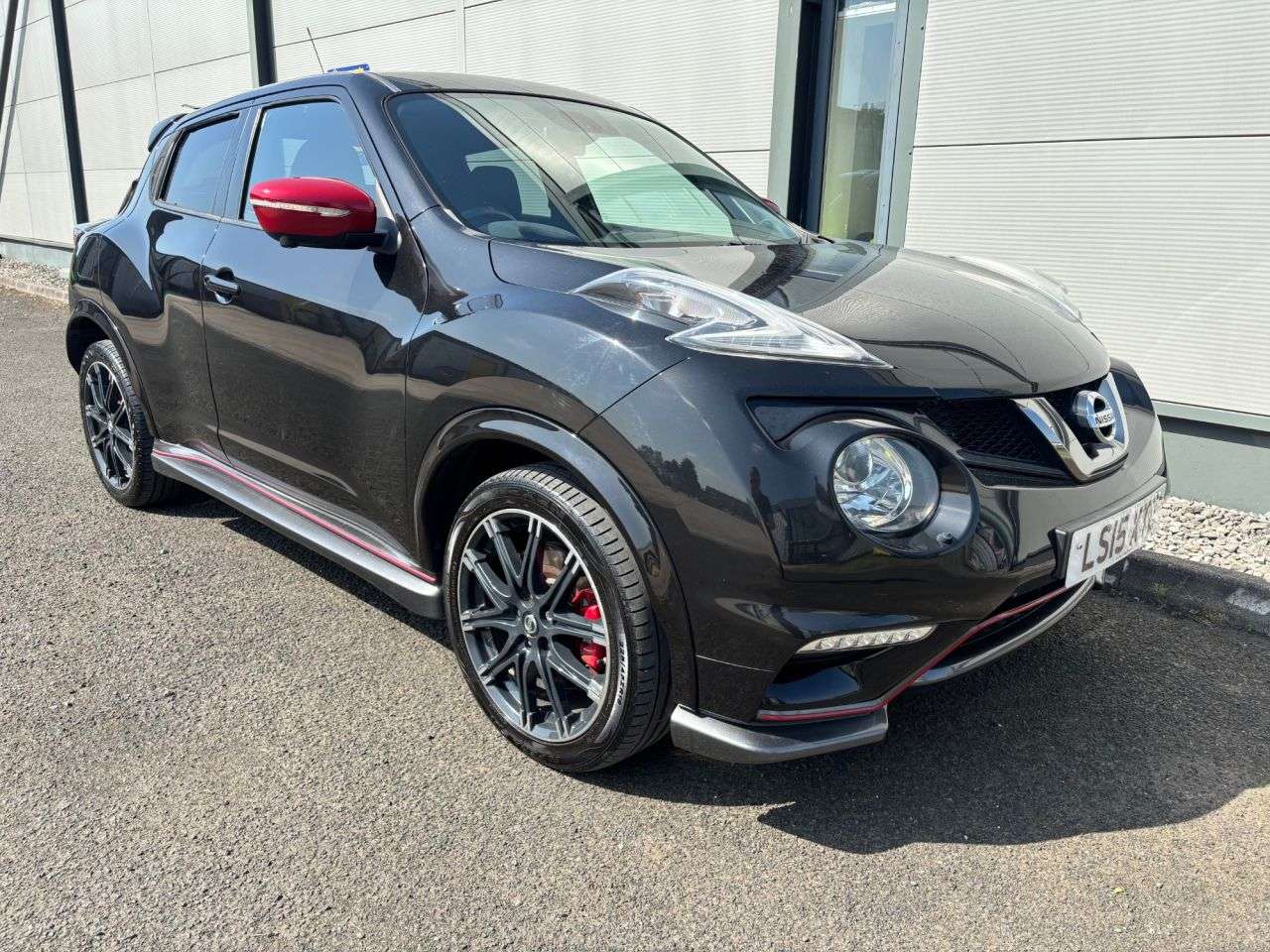 A 2015 NISSAN JUKE 1.6 DIG-T Nismo RS SUV 5dr Petrol XTRON 4WD Euro 5 (214 ps) 1 OWNER FROM NE A 2015 NISSAN JUKE 1.6 DIG-T Nismo RS SUV 5dr Petrol XTRON 4WD Euro 5 (214 ps) 1 OWNER FROM NE