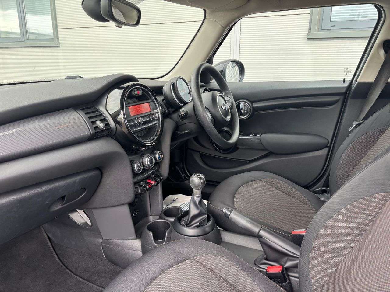 2017 MINI HATCH 2017 MINI HATCH