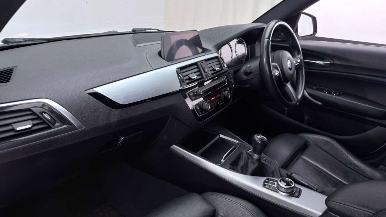 2017 BMW 1 SERIES 2017 BMW 1 SERIES