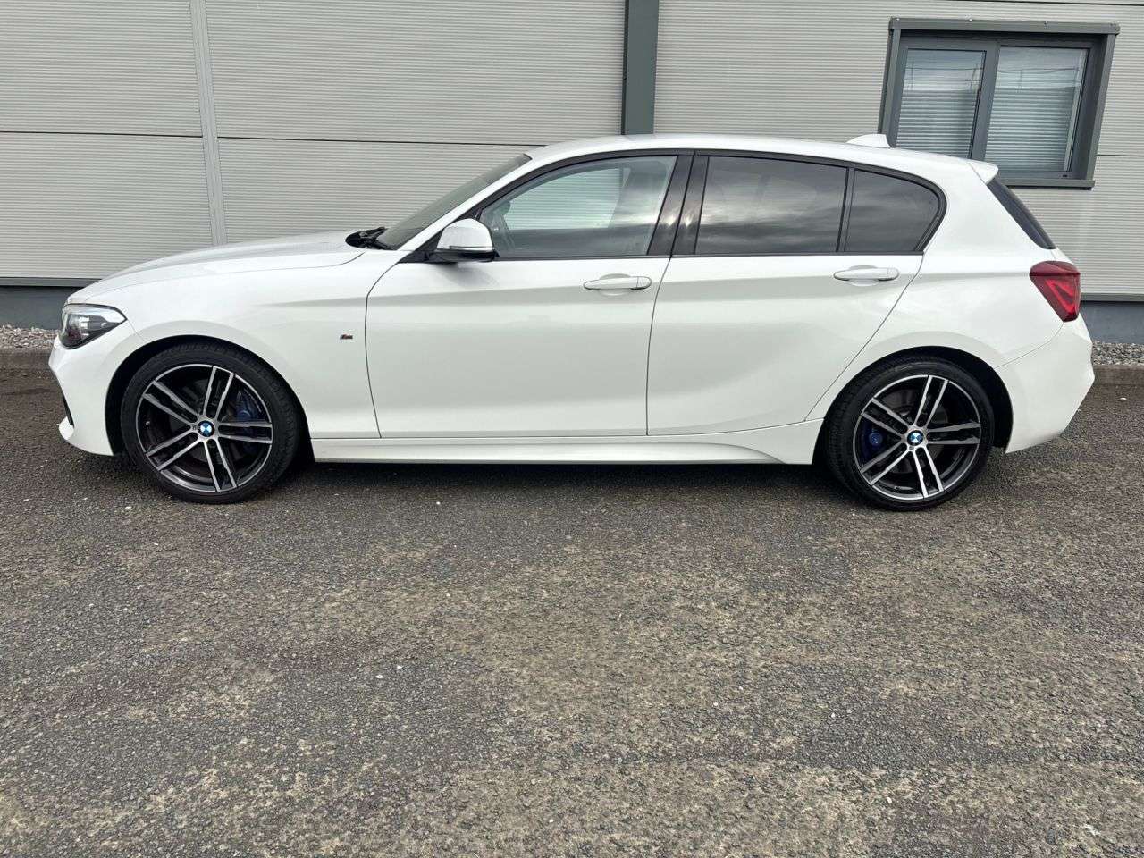 2017 BMW 1 SERIES 2017 BMW 1 SERIES