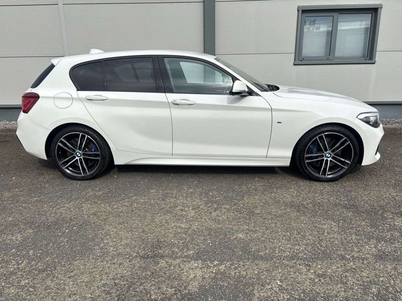 2017 BMW 1 SERIES 2017 BMW 1 SERIES