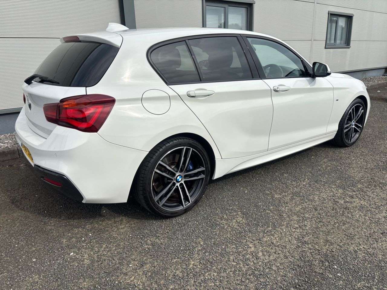 2017 BMW 1 SERIES 2017 BMW 1 SERIES