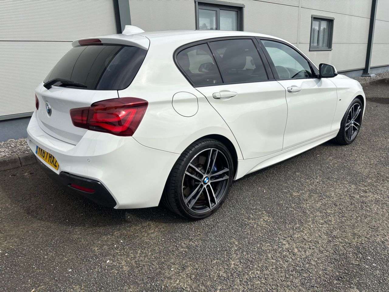 2017 BMW 1 SERIES 2017 BMW 1 SERIES