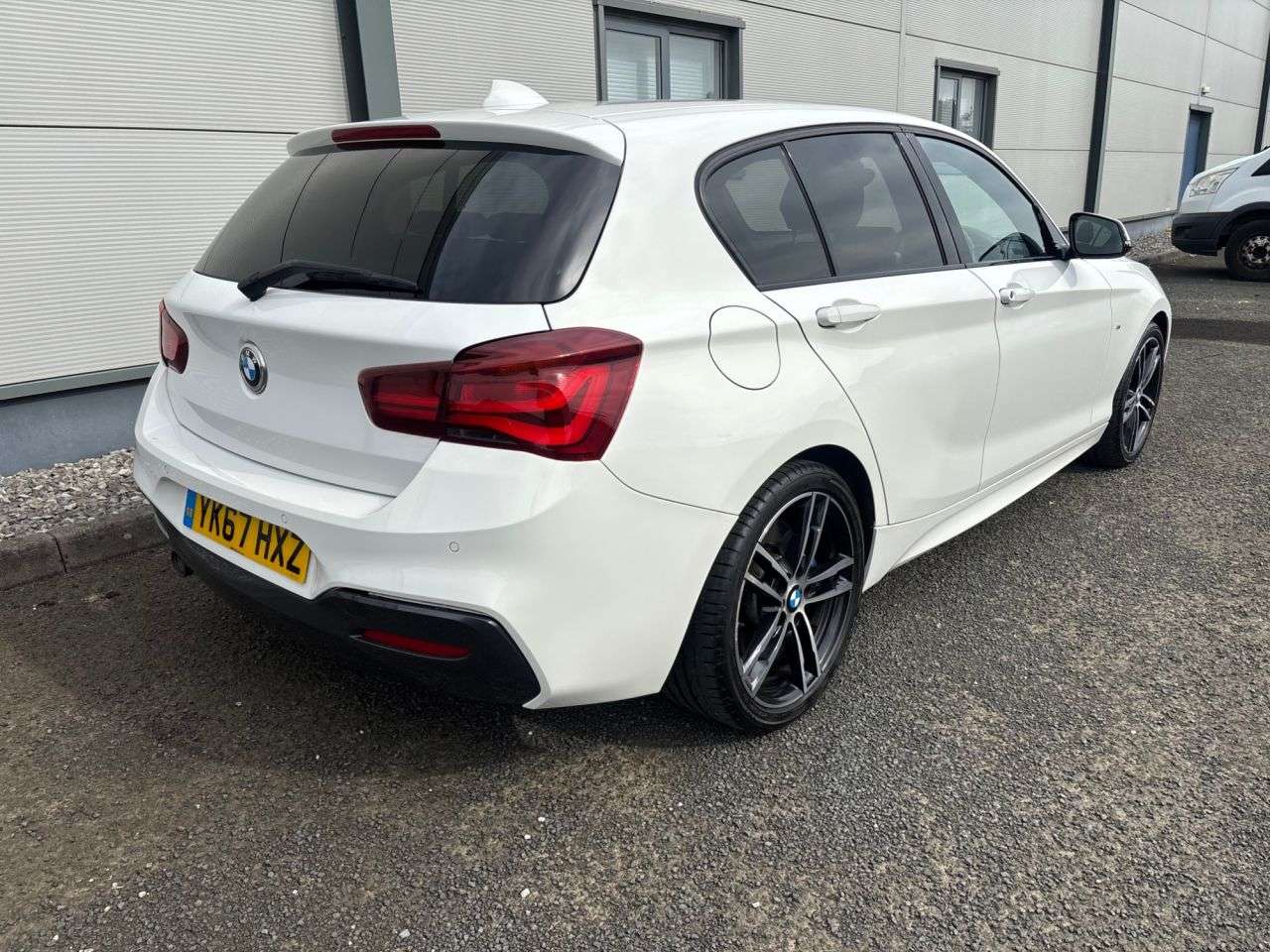 2017 BMW 1 SERIES 2017 BMW 1 SERIES