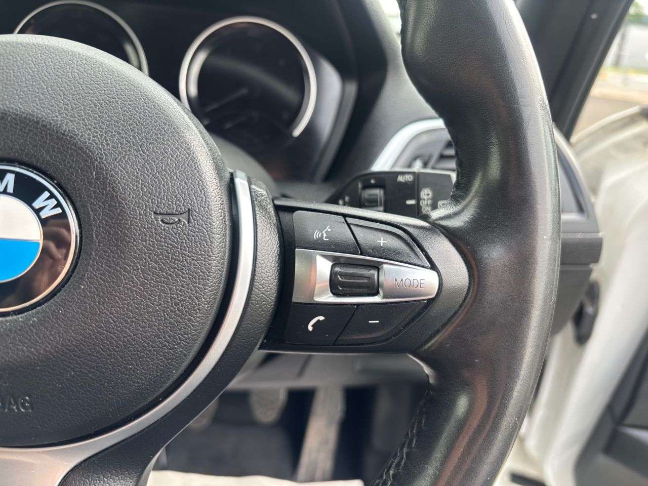2017 BMW 1 SERIES 2017 BMW 1 SERIES