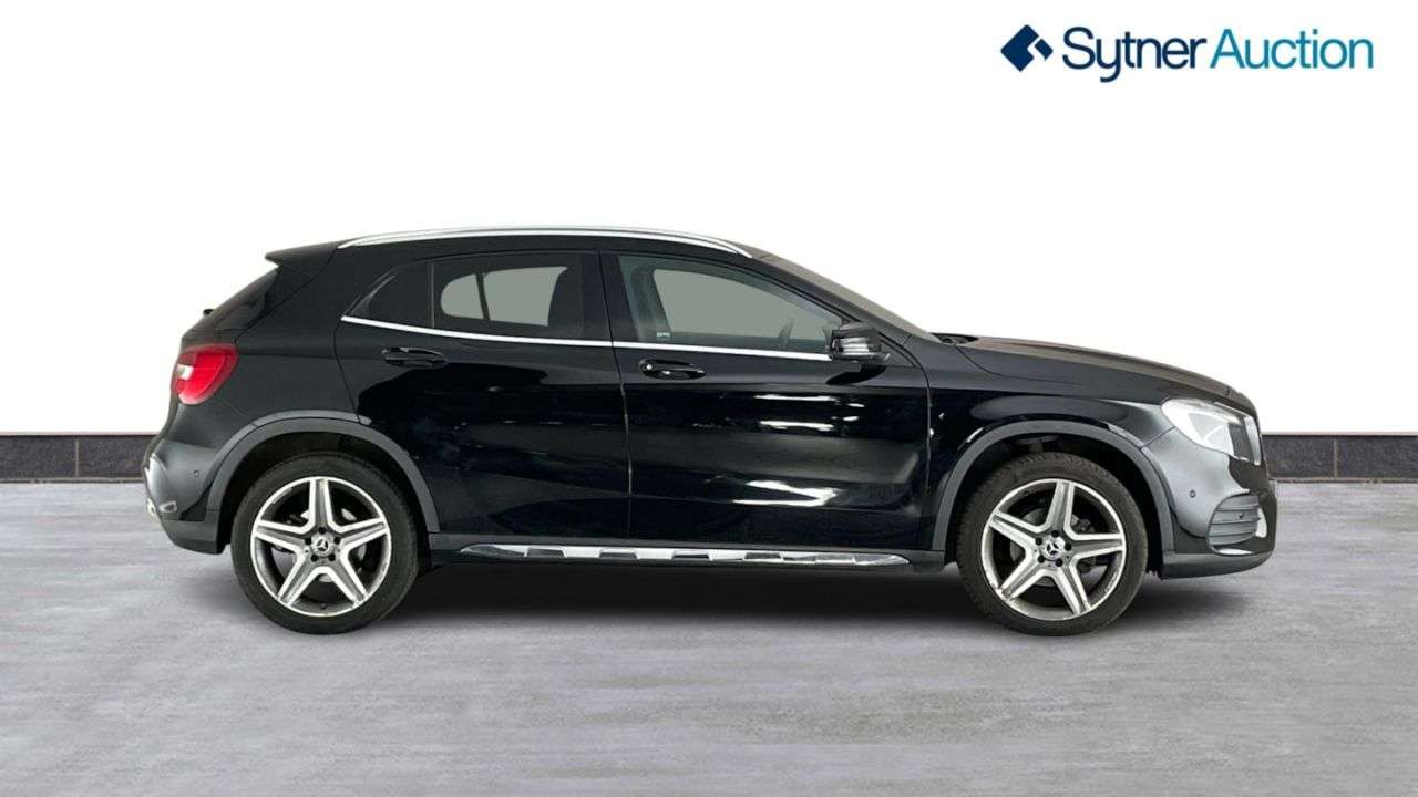 A 2019 MERCEDES-BENZ GLA 2.1 GLA200d AMG Line (Executive) SUV 5dr Diesel 7G-DCT 4MATIC Euro 6 (s/s) A 2019 MERCEDES-BENZ GLA 2.1 GLA200d AMG Line (Executive) SUV 5dr Diesel 7G-DCT 4MATIC Euro 6 (s/s)