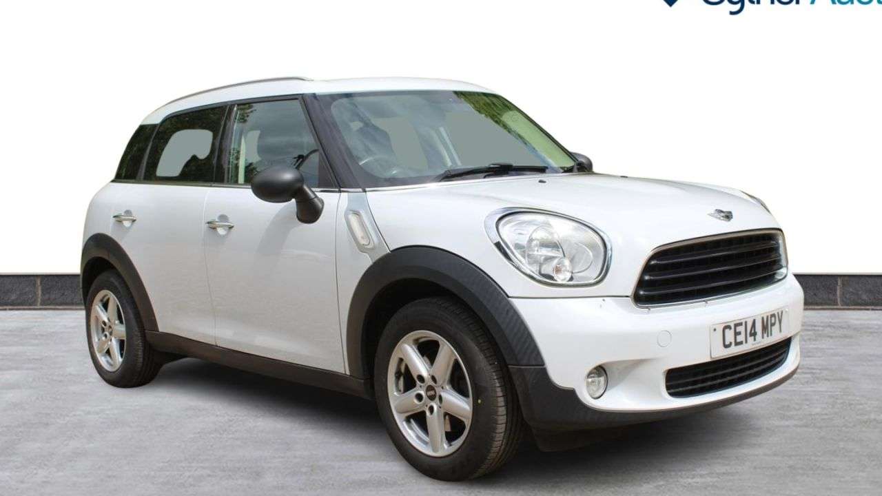 A 2014 MINI COUNTRYMAN 1.6 One SUV 5dr Petrol Manual Euro 6 (s/s) (98 ps) A 2014 MINI COUNTRYMAN 1.6 One SUV 5dr Petrol Manual Euro 6 (s/s) (98 ps)