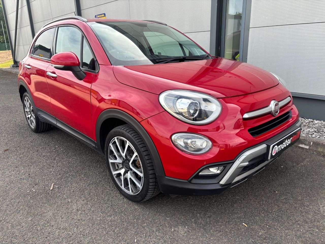 A 2015 FIAT 500X 1.6 MultiJetII Cross Plus SUV 5dr Diesel Manual Euro 6 (s/s) (120 ps) SAT N A 2015 FIAT 500X 1.6 MultiJetII Cross Plus SUV 5dr Diesel Manual Euro 6 (s/s) (120 ps) SAT N