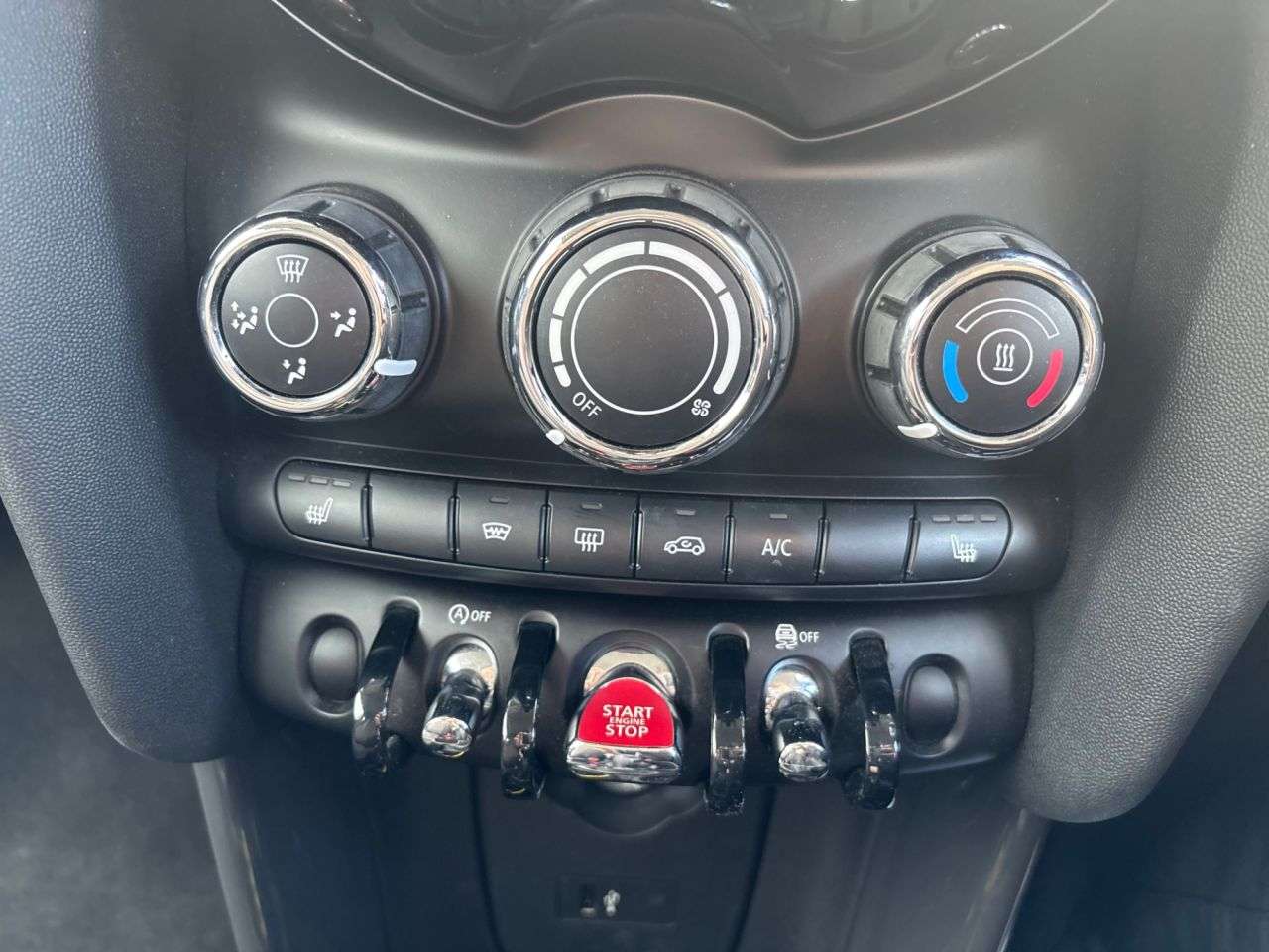 2018 MINI HATCH 2018 MINI HATCH