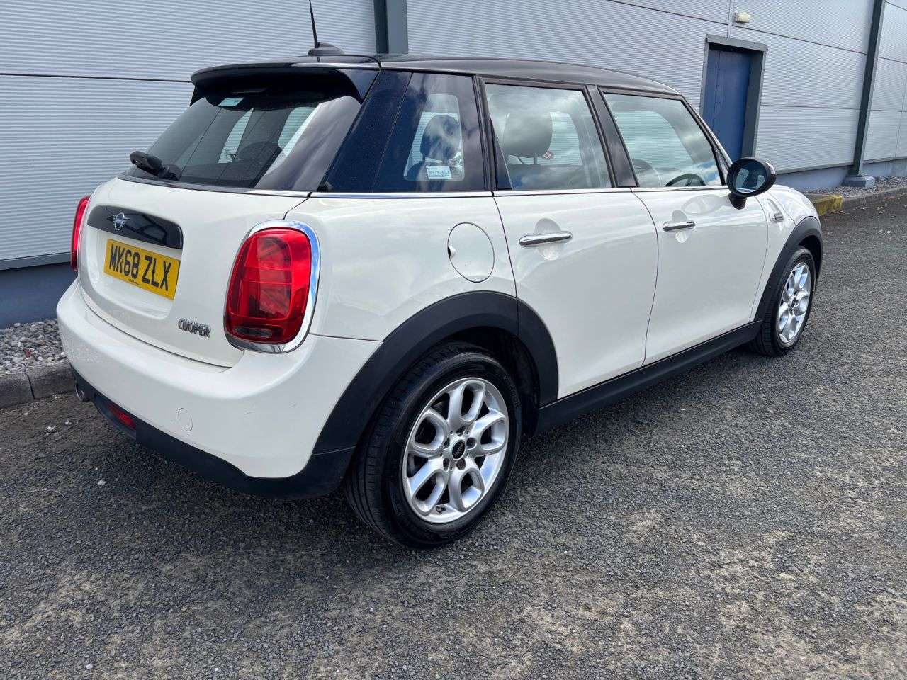 2018 MINI HATCH 2018 MINI HATCH