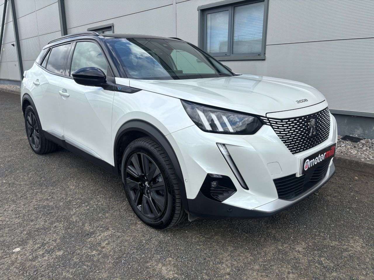 A 2021 PEUGEOT E-2008 50kWh GT Premium SUV 5dr Electric Auto (136 ps) REVERSE CAMERA, SAT NAV A 2021 PEUGEOT E-2008 50kWh GT Premium SUV 5dr Electric Auto (136 ps) REVERSE CAMERA, SAT NAV