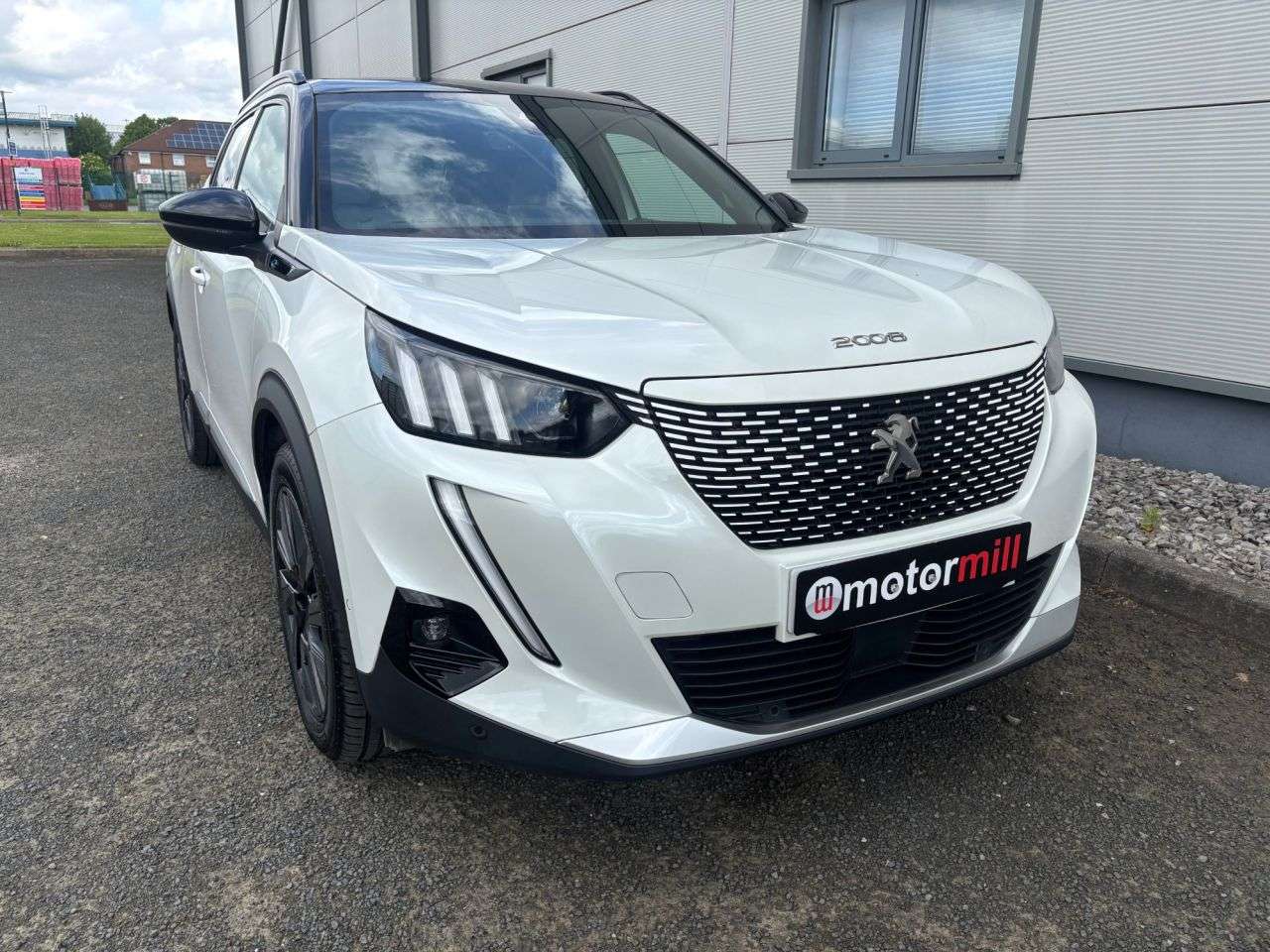 A 2021 PEUGEOT E-2008 50kWh GT Premium SUV 5dr Electric Auto (136 ps) REVERSE CAMERA, SAT NAV A 2021 PEUGEOT E-2008 50kWh GT Premium SUV 5dr Electric Auto (136 ps) REVERSE CAMERA, SAT NAV