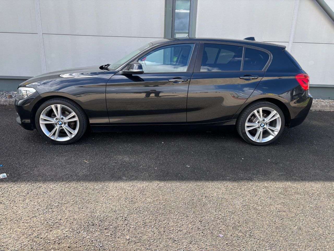 2017 BMW 1 SERIES 2017 BMW 1 SERIES