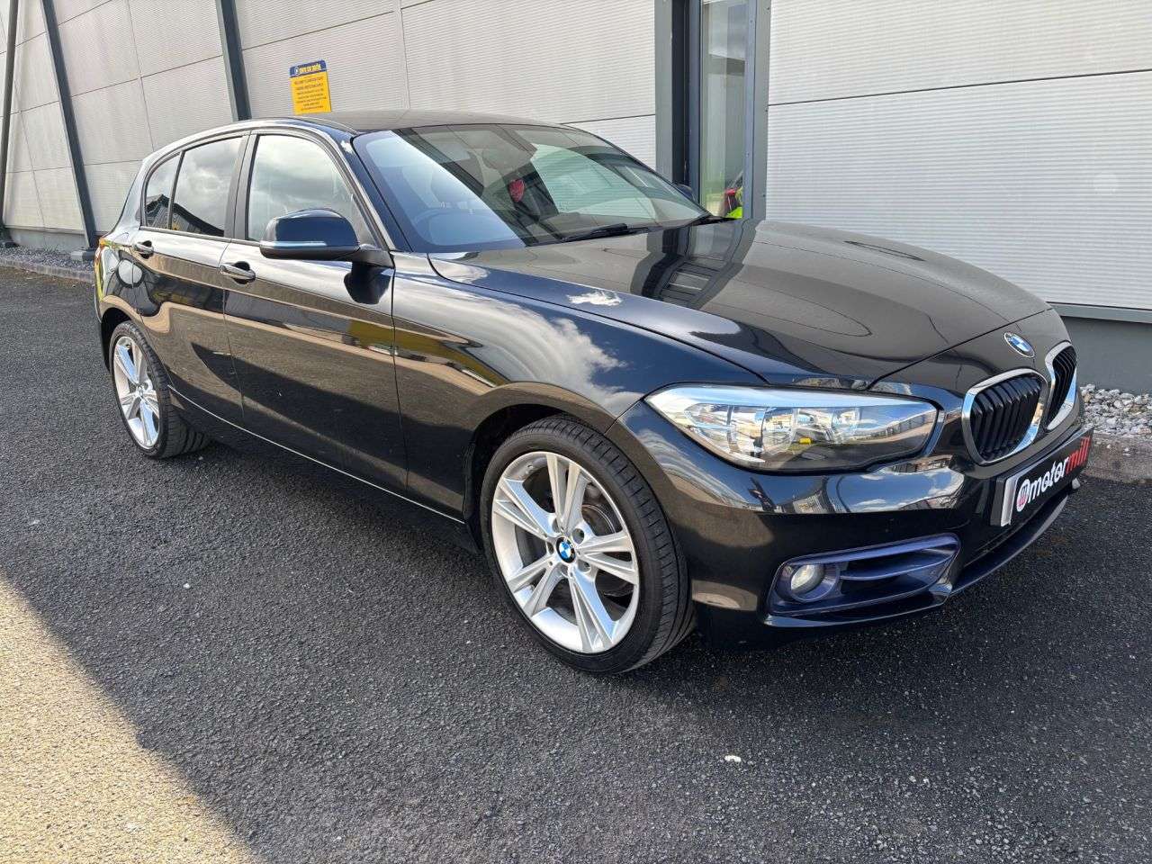 2017 BMW 1 SERIES 2017 BMW 1 SERIES