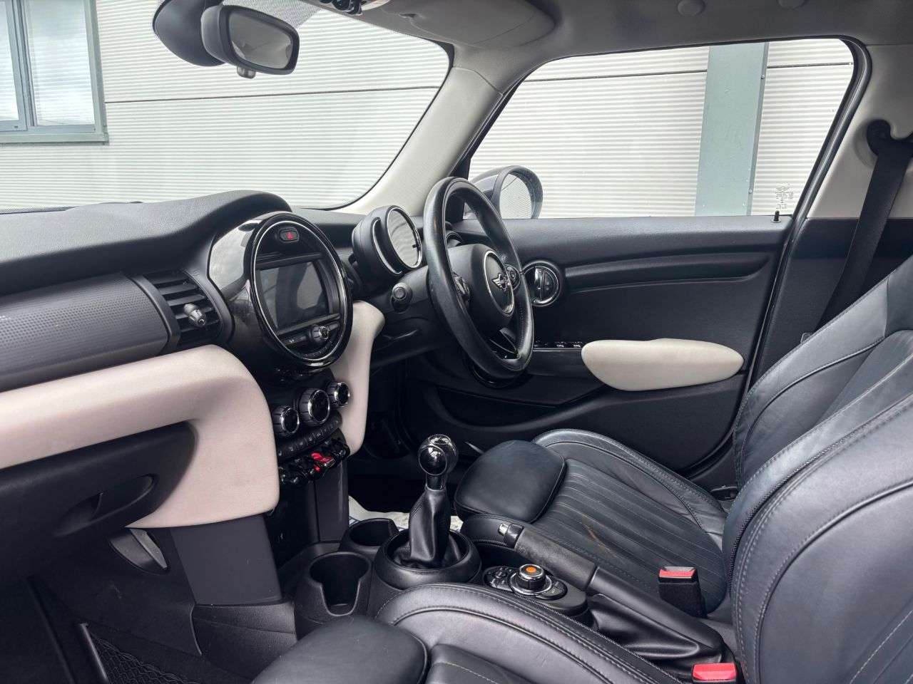 2018 MINI HATCH 2018 MINI HATCH