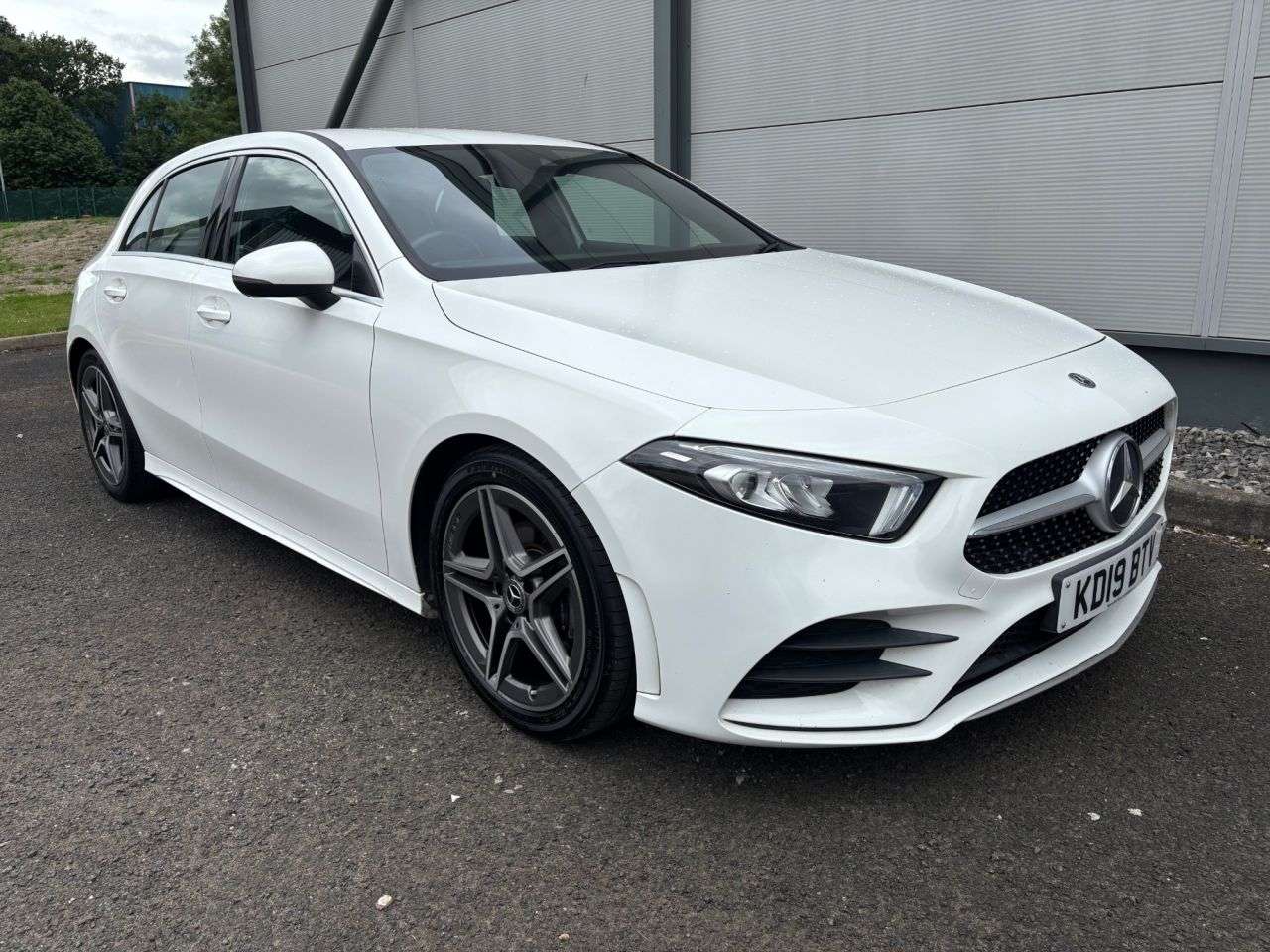 A 2019 MERCEDES-BENZ A-CLASS 1.3 A200 AMG Line Hatchback 5dr Petrol 7G-DCT Euro 6 (s/s) (163 ps) REVERSE A 2019 MERCEDES-BENZ A-CLASS 1.3 A200 AMG Line Hatchback 5dr Petrol 7G-DCT Euro 6 (s/s) (163 ps) REVERSE