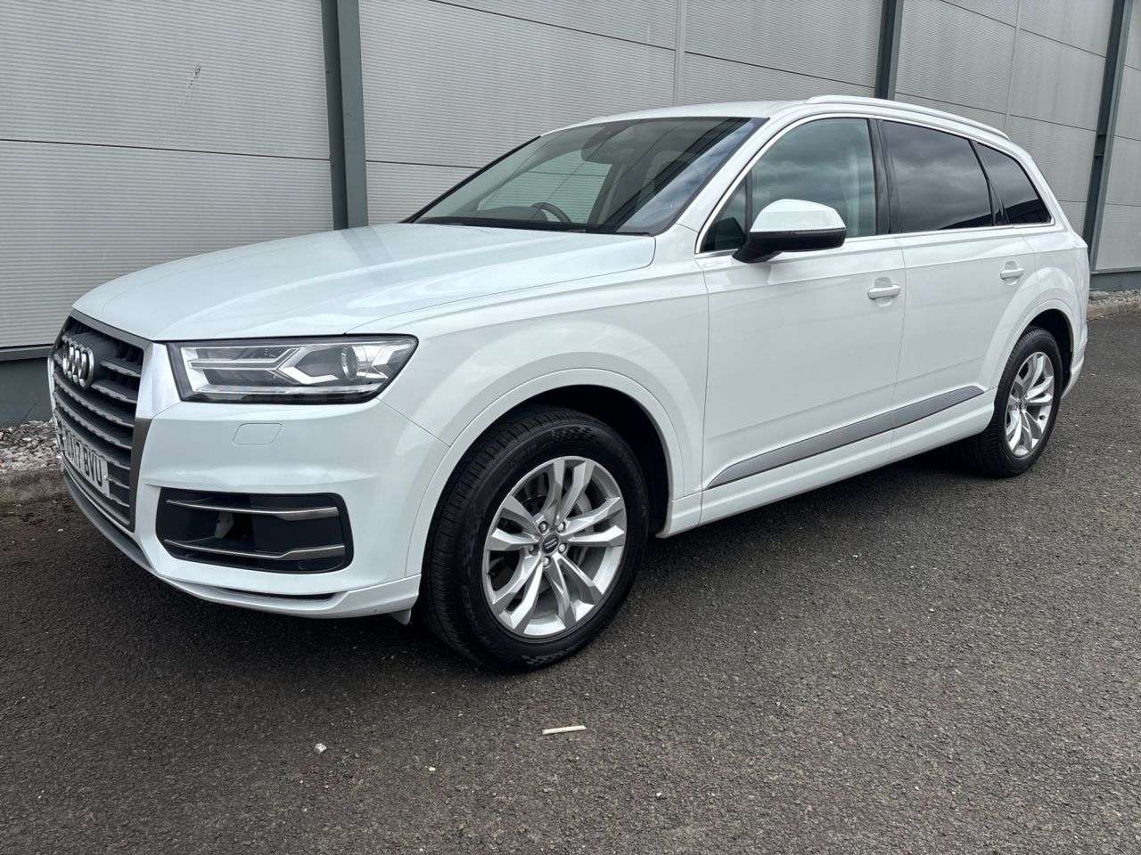 2017 AUDI Q7 2017 AUDI Q7