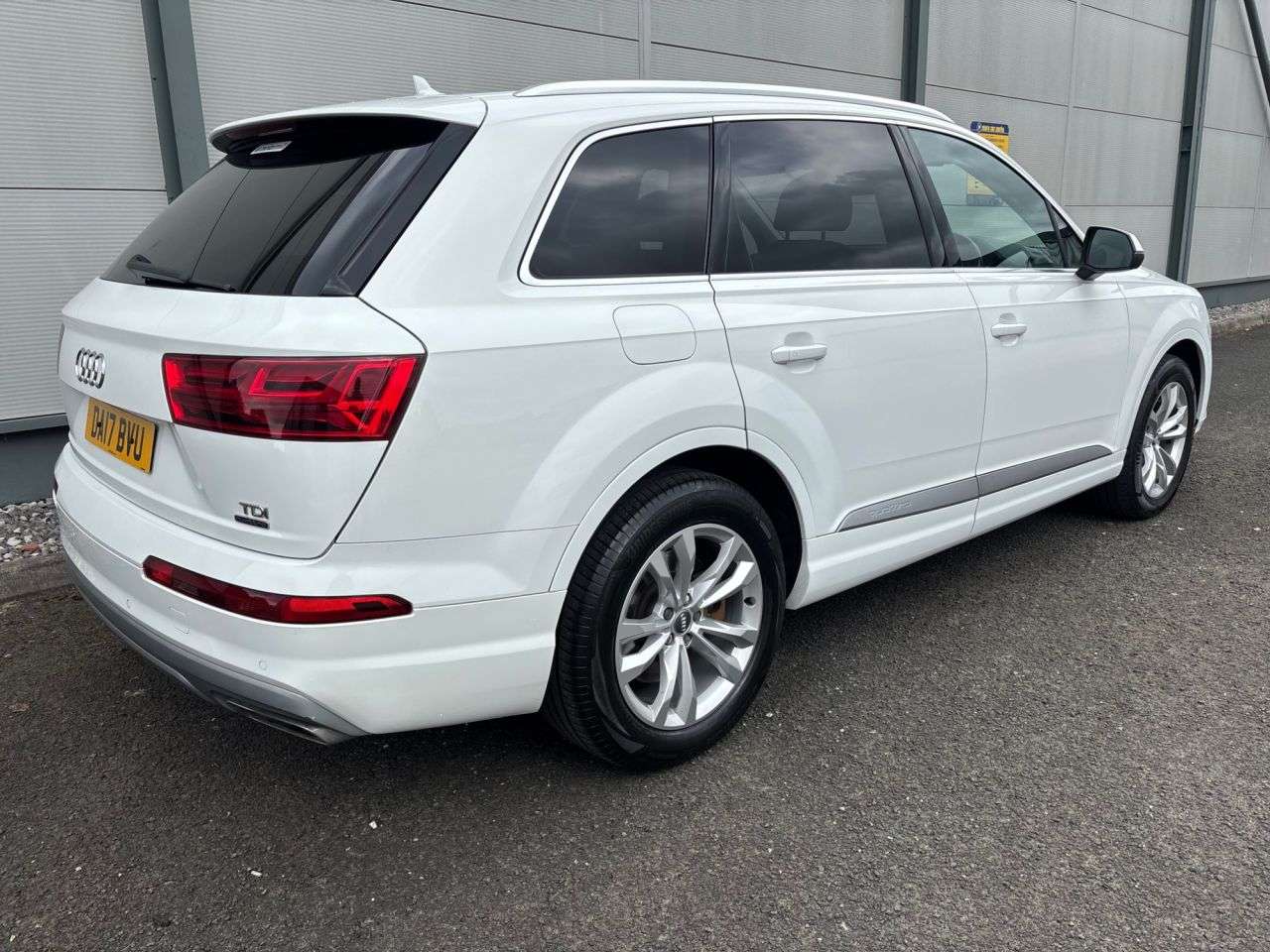 2017 AUDI Q7 2017 AUDI Q7