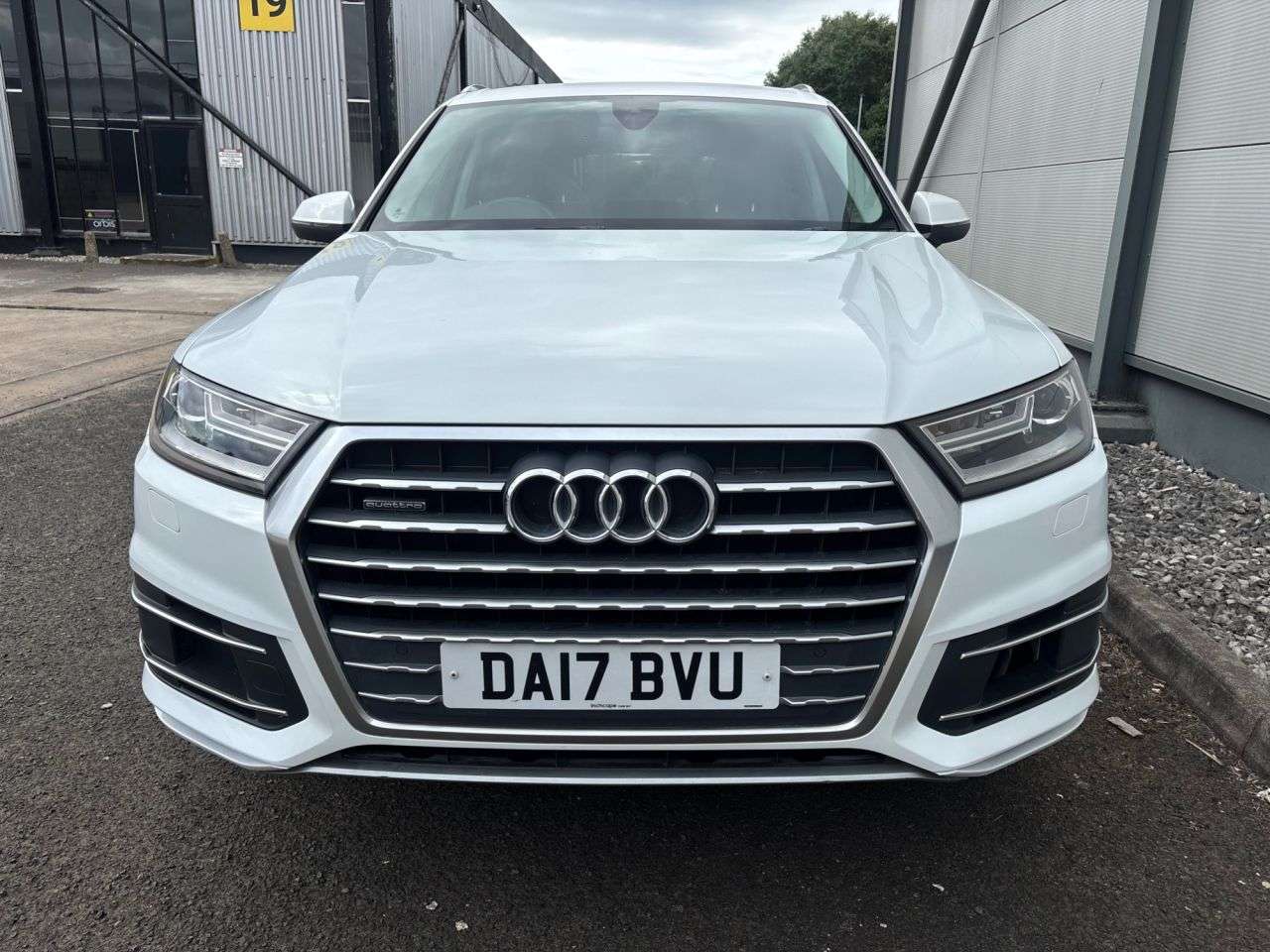 2017 AUDI Q7 2017 AUDI Q7