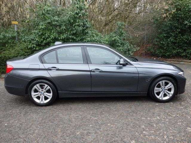 A 2016 BMW 3 SERIES 2.0 320d Sport Saloon 4dr Diesel Auto Euro 6 (s/s) (190 ps) SAT NAV A 2016 BMW 3 SERIES 2.0 320d Sport Saloon 4dr Diesel Auto Euro 6 (s/s) (190 ps) SAT NAV