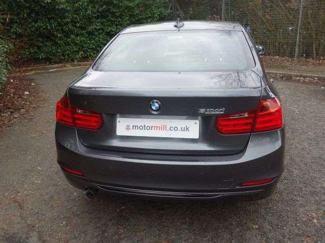 A 2016 BMW 3 SERIES 2.0 320d Sport Saloon 4dr Diesel Auto Euro 6 (s/s) (190 ps) SAT NAV A 2016 BMW 3 SERIES 2.0 320d Sport Saloon 4dr Diesel Auto Euro 6 (s/s) (190 ps) SAT NAV