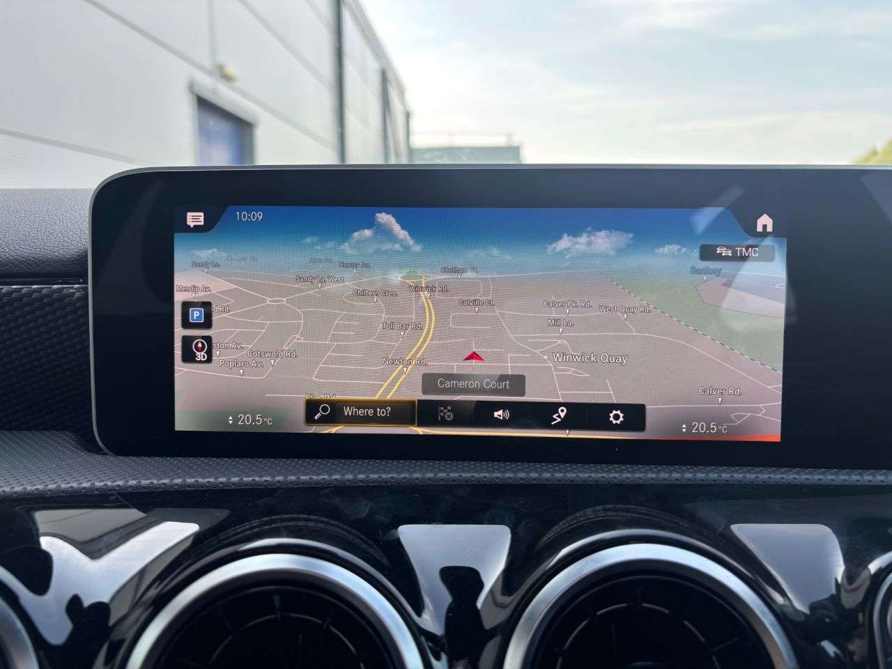 A 2018 MERCEDES-BENZ A-CLASS 1.5 A180d Sport (Executive) Hatchback 5dr Diesel 7G-DCT Euro 6 (s/s) (116 p A 2018 MERCEDES-BENZ A-CLASS 1.5 A180d Sport (Executive) Hatchback 5dr Diesel 7G-DCT Euro 6 (s/s) (116 p