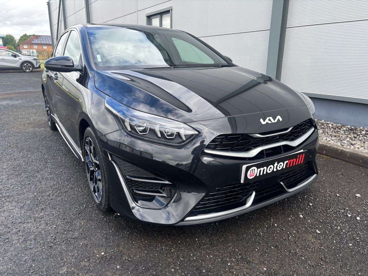 A 2023 KIA CEED 1.5 T-GDi GT-Line Hatchback 5dr Petrol Manual Euro 6 (s/s) (158 bhp) 2 KEYS A 2023 KIA CEED 1.5 T-GDi GT-Line Hatchback 5dr Petrol Manual Euro 6 (s/s) (158 bhp) 2 KEYS