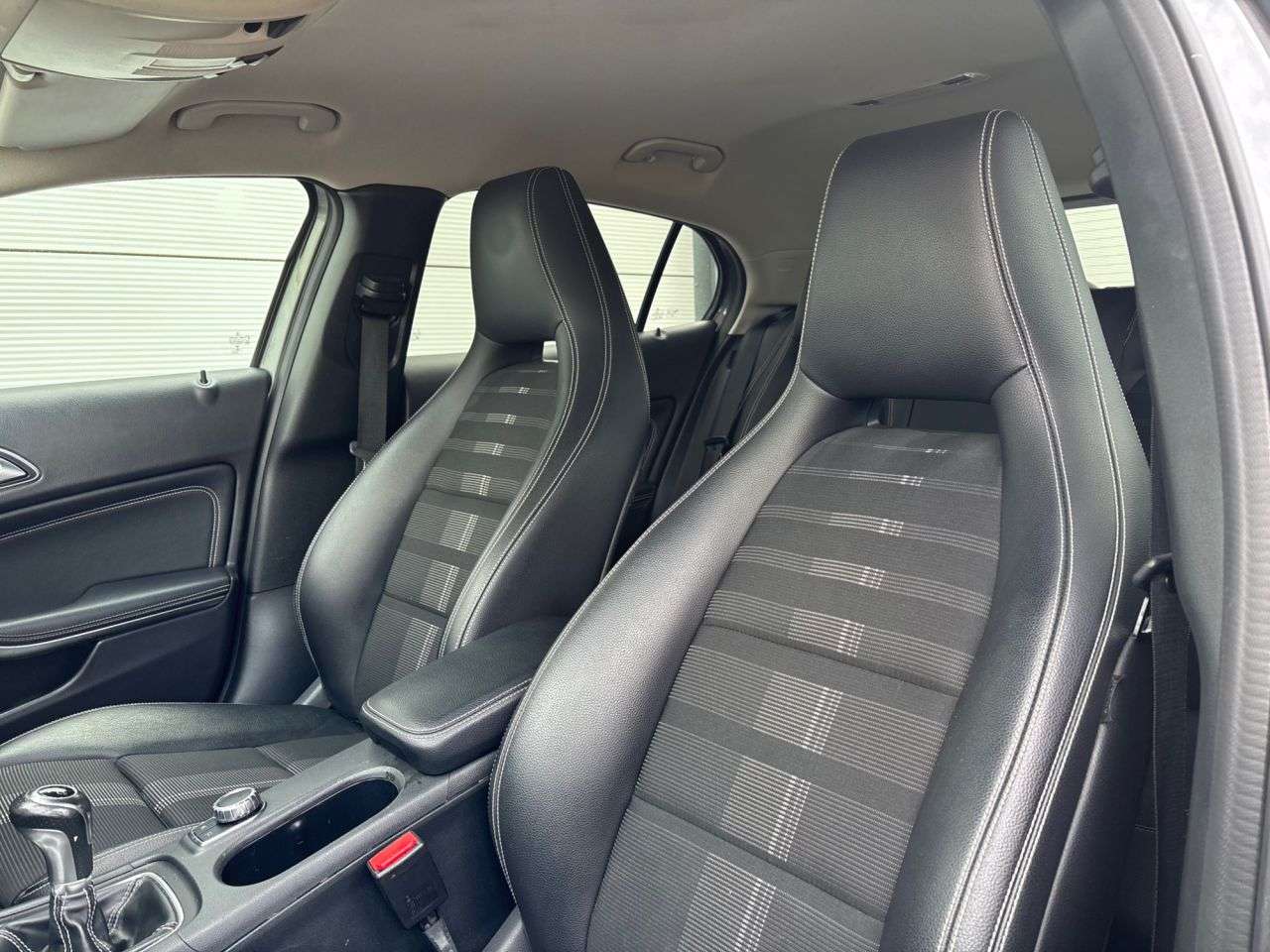 A 2019 MERCEDES-BENZ GLA 1.6 GLA180 Urban Edition SUV 5dr Petrol Manual Euro 6 (s/s) (122 ps) CRUISE A 2019 MERCEDES-BENZ GLA 1.6 GLA180 Urban Edition SUV 5dr Petrol Manual Euro 6 (s/s) (122 ps) CRUISE