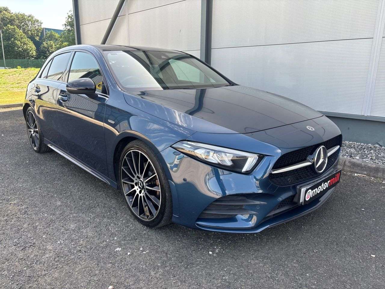 A 2021 MERCEDES-BENZ A-CLASS 2.0 A200d Exclusive Edition Hatchback 5dr Diesel 8G-DCT Euro 6 (s/s) (150 p A 2021 MERCEDES-BENZ A-CLASS 2.0 A200d Exclusive Edition Hatchback 5dr Diesel 8G-DCT Euro 6 (s/s) (150 p
