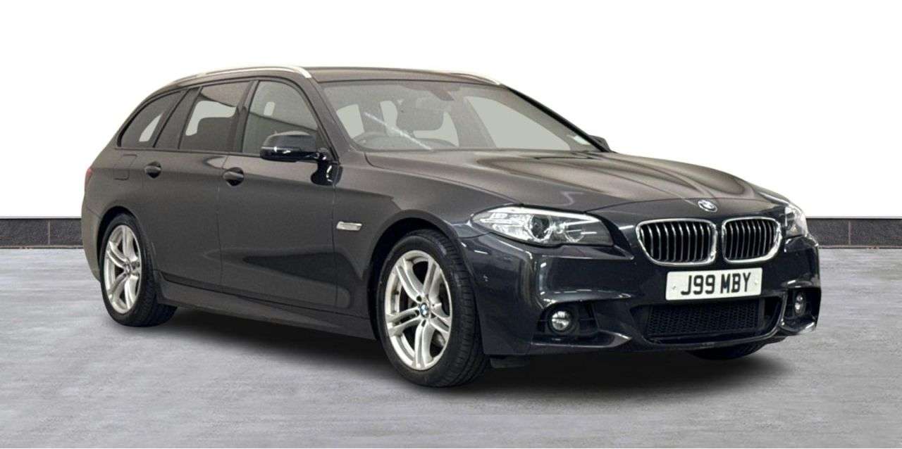 A 2014 BMW 5 SERIES 2.0 520d M Sport Touring 5dr Diesel Auto Euro 6 (s/s) (184 ps) FRONT AND RE A 2014 BMW 5 SERIES 2.0 520d M Sport Touring 5dr Diesel Auto Euro 6 (s/s) (184 ps) FRONT AND RE