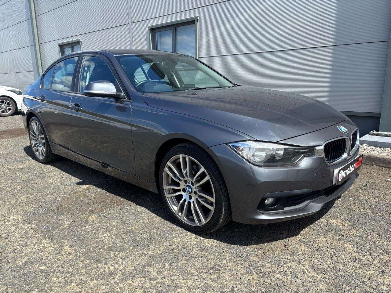 A 2017 BMW 3 SERIES 2.0 320d SE Saloon 4dr Diesel Manual Euro 6 (s/s) (190 ps) A 2017 BMW 3 SERIES 2.0 320d SE Saloon 4dr Diesel Manual Euro 6 (s/s) (190 ps)