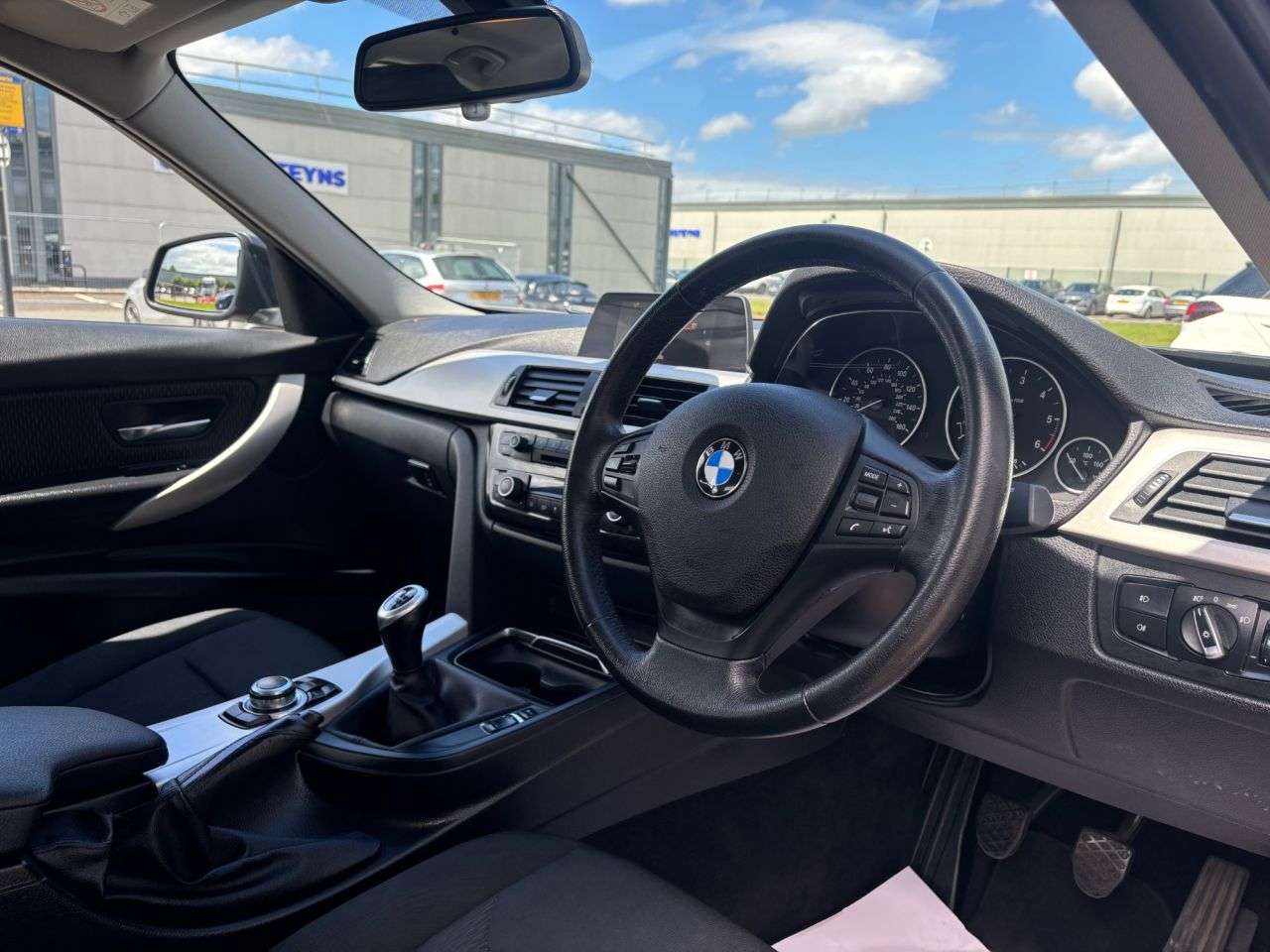 2017 BMW 3 SERIES 2017 BMW 3 SERIES