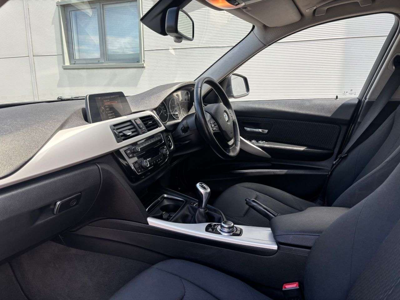 2017 BMW 3 SERIES 2017 BMW 3 SERIES