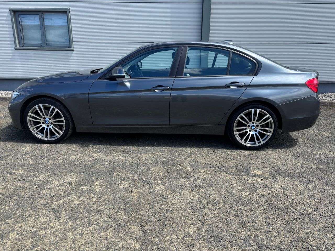 2017 BMW 3 SERIES 2017 BMW 3 SERIES