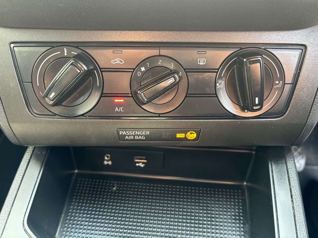 2018 SEAT IBIZA 2018 SEAT IBIZA