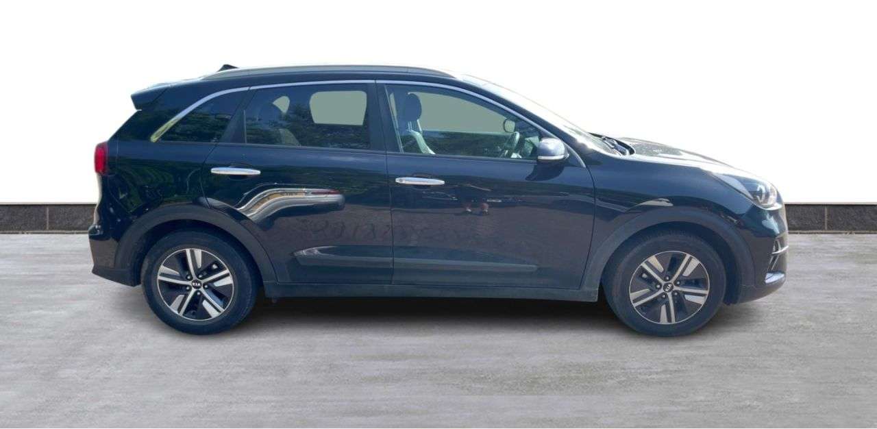 A 2019 KIA NIRO 1.6h GDi GPF 2 SUV 5dr Petrol Hybrid DCT Euro 6 (s/s) (139 bhp) REVERSE CAM A 2019 KIA NIRO 1.6h GDi GPF 2 SUV 5dr Petrol Hybrid DCT Euro 6 (s/s) (139 bhp) REVERSE CAM