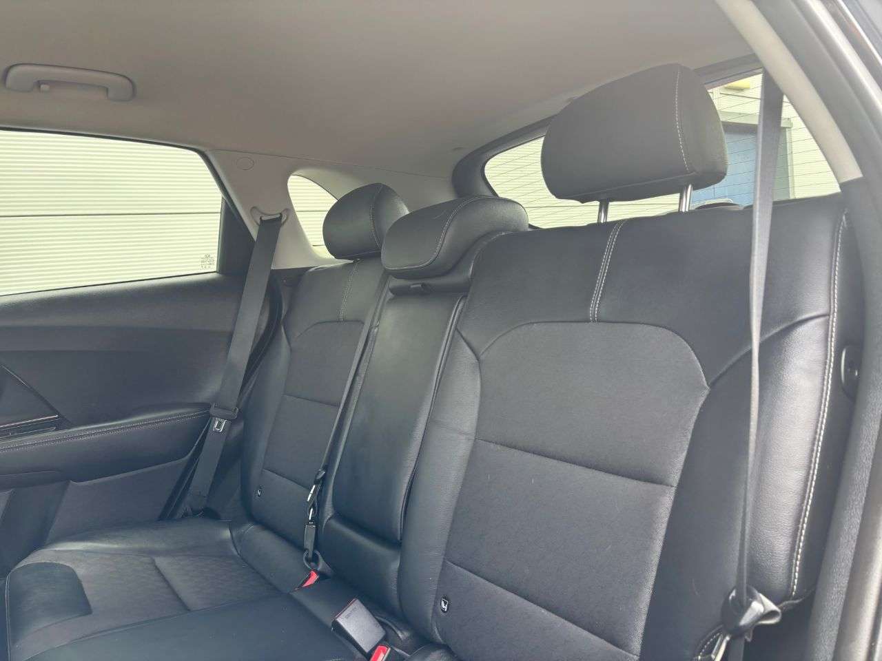 A 2019 KIA NIRO 1.6h GDi GPF 2 SUV 5dr Petrol Hybrid DCT Euro 6 (s/s) (139 bhp) REVERSE CAM A 2019 KIA NIRO 1.6h GDi GPF 2 SUV 5dr Petrol Hybrid DCT Euro 6 (s/s) (139 bhp) REVERSE CAM
