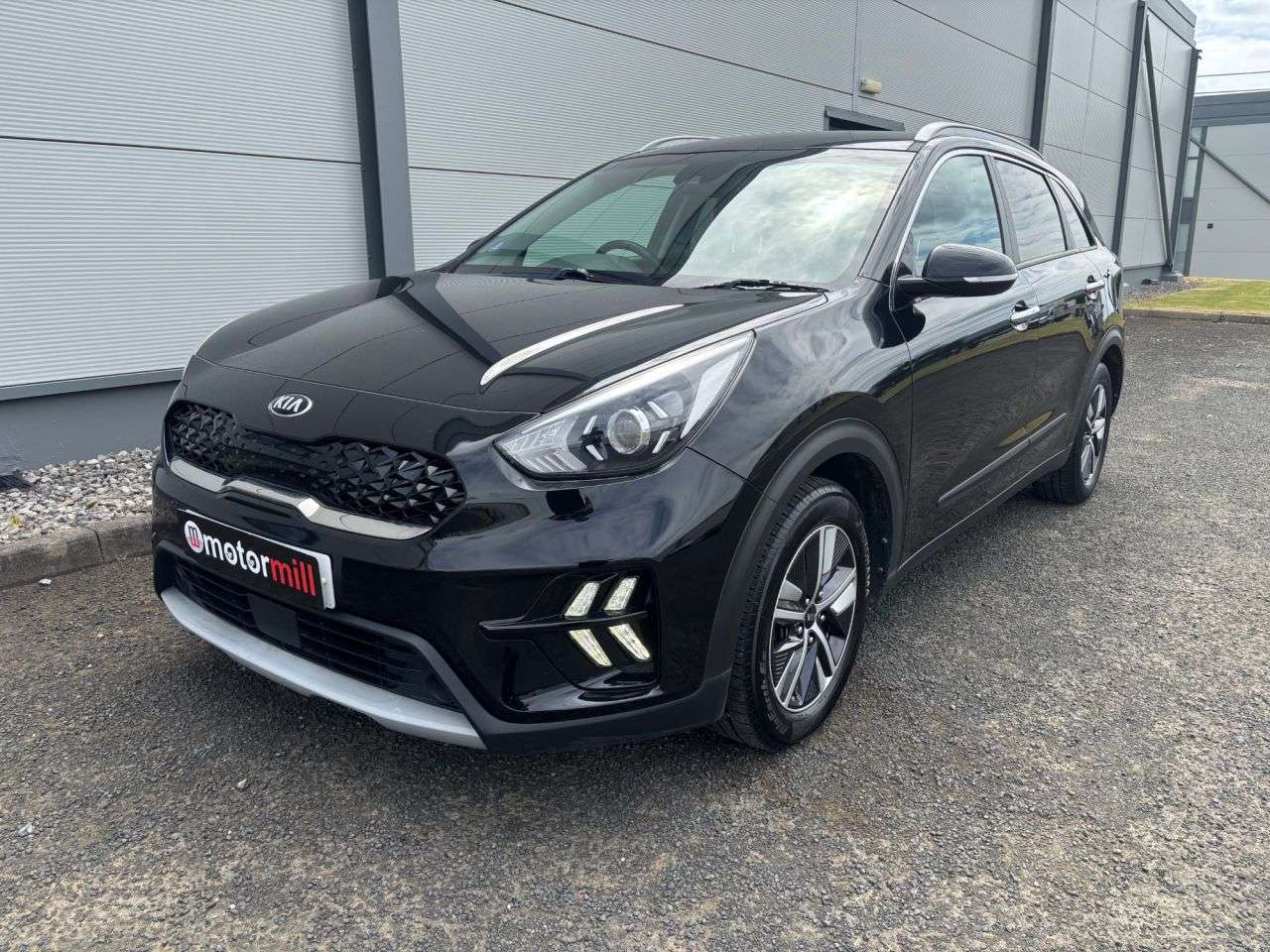 A 2019 KIA NIRO 1.6h GDi GPF 2 SUV 5dr Petrol Hybrid DCT Euro 6 (s/s) (139 bhp) REVERSE CAM A 2019 KIA NIRO 1.6h GDi GPF 2 SUV 5dr Petrol Hybrid DCT Euro 6 (s/s) (139 bhp) REVERSE CAM