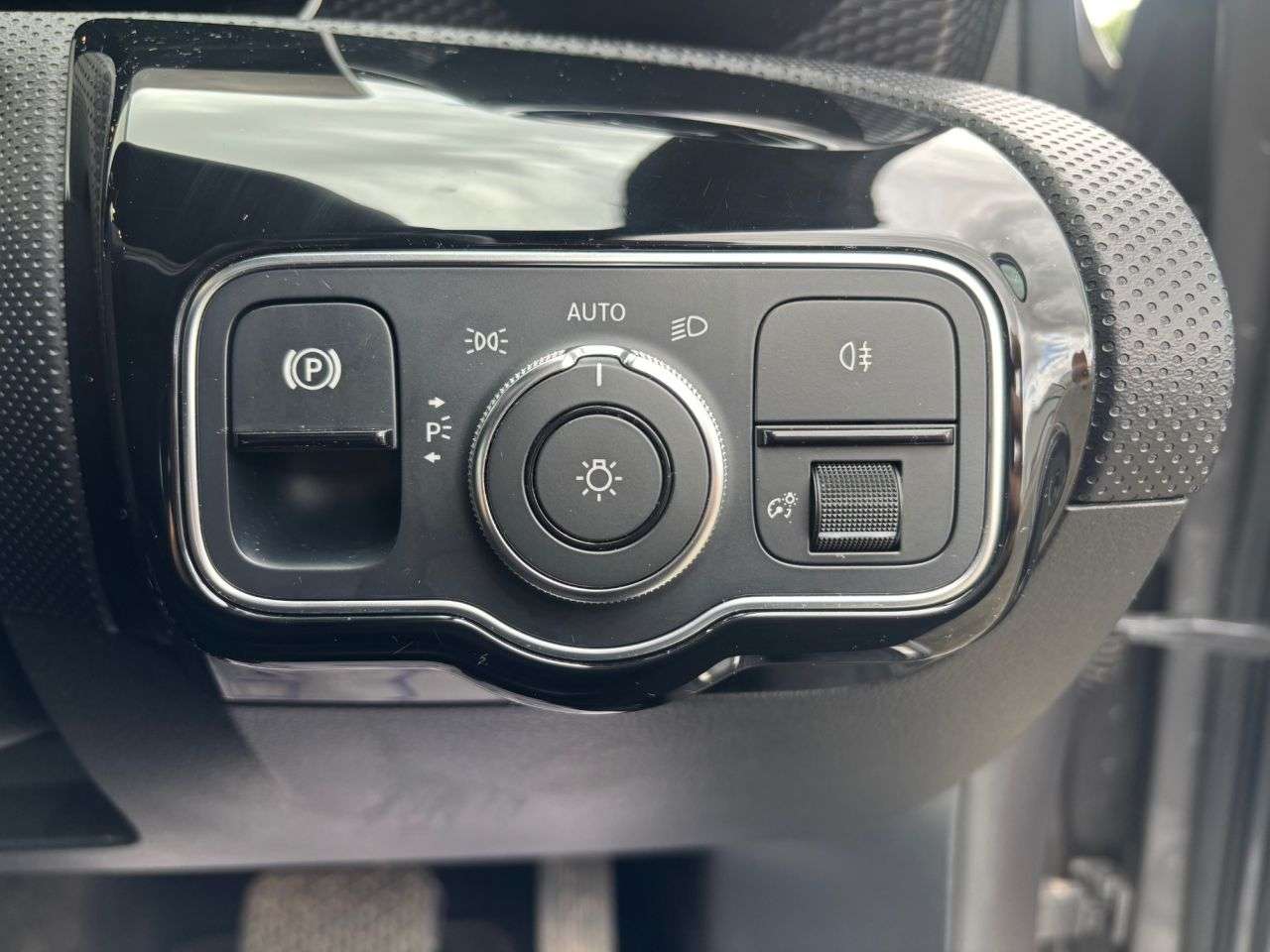 2018 MERCEDES-BENZ A CLASS 2018 MERCEDES-BENZ A CLASS