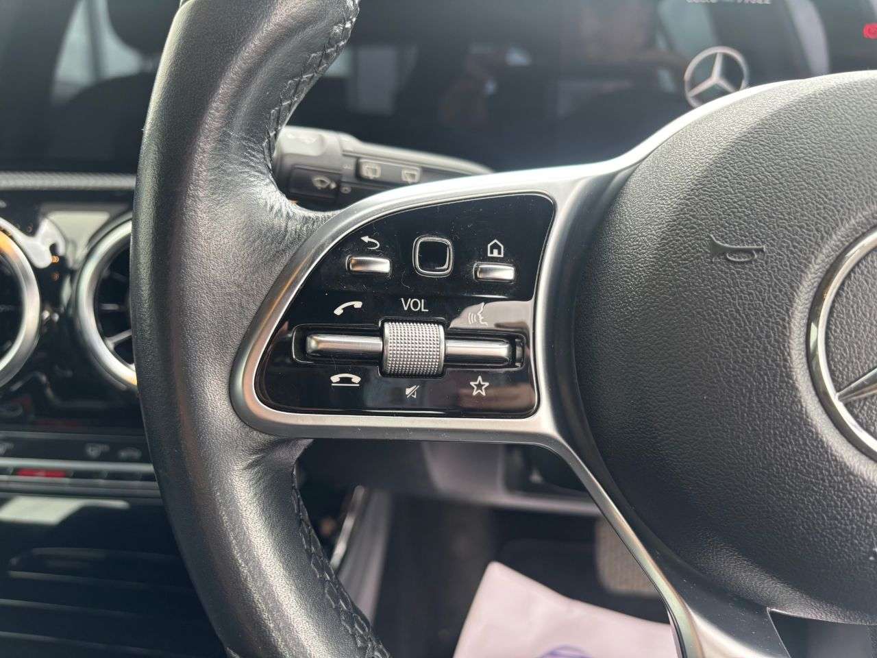 2018 MERCEDES-BENZ A CLASS 2018 MERCEDES-BENZ A CLASS