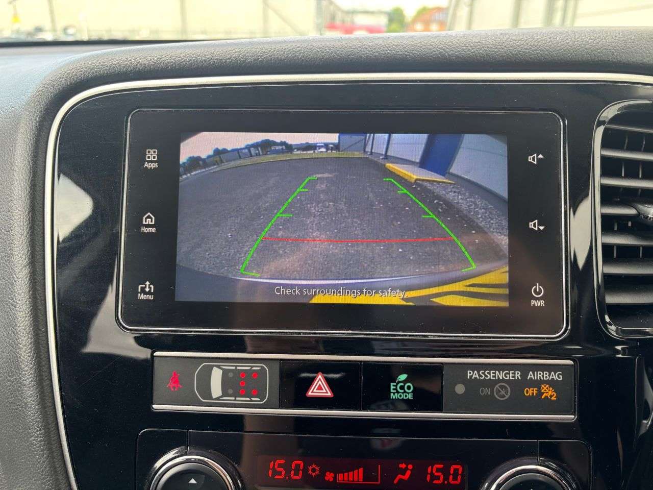 A 2019 MITSUBISHI OUTLANDER 2.0 MIVEC Juro SUV 5dr Petrol CVT 4WD Euro 6 (s/s) (150 ps) CRUISE CONTROL A 2019 MITSUBISHI OUTLANDER 2.0 MIVEC Juro SUV 5dr Petrol CVT 4WD Euro 6 (s/s) (150 ps) CRUISE CONTROL