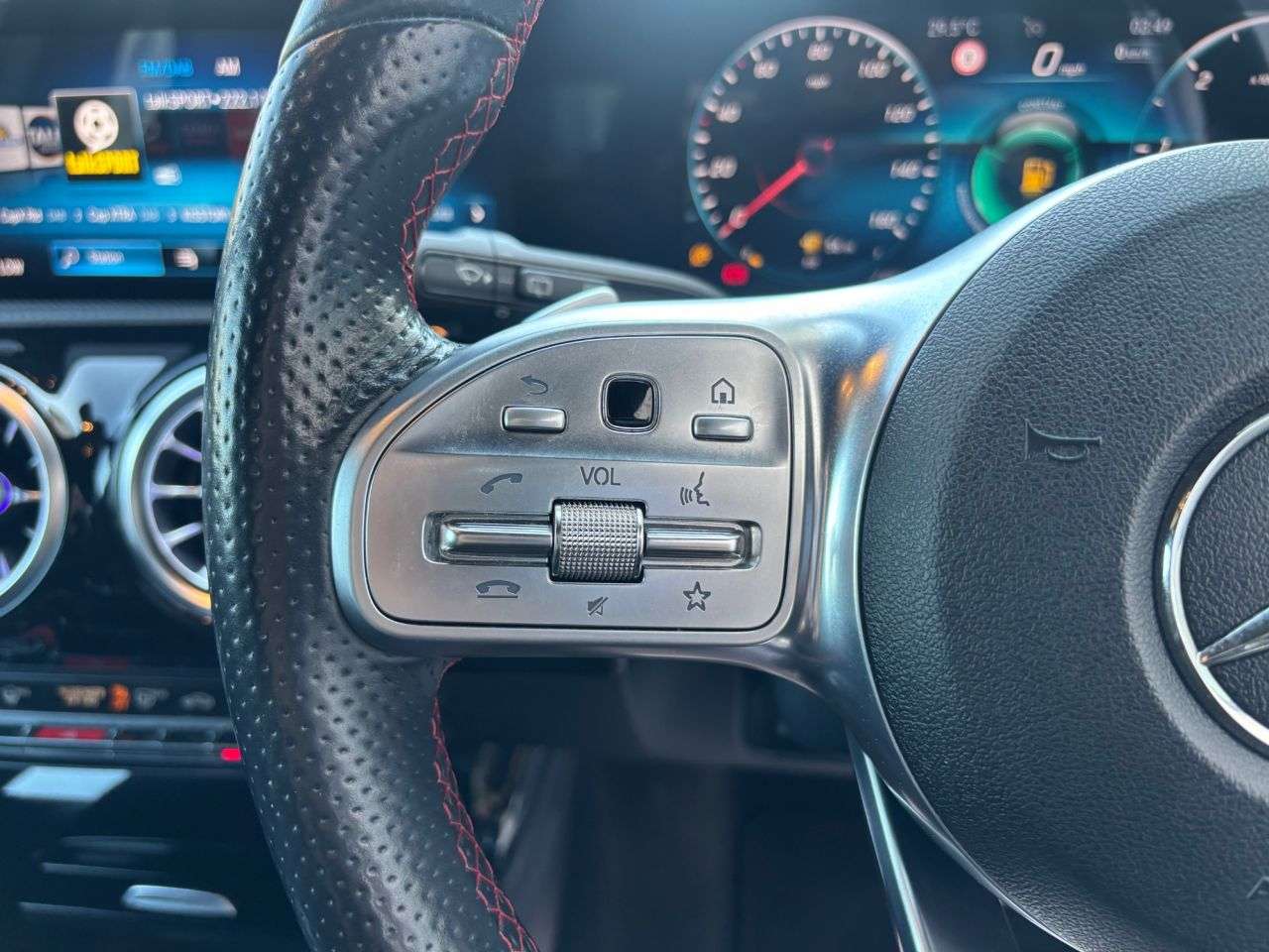 2018 MERCEDES-BENZ A CLASS 2018 MERCEDES-BENZ A CLASS